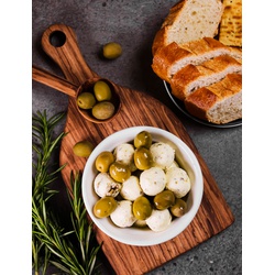 Labneh Mdabale with Olives 200g